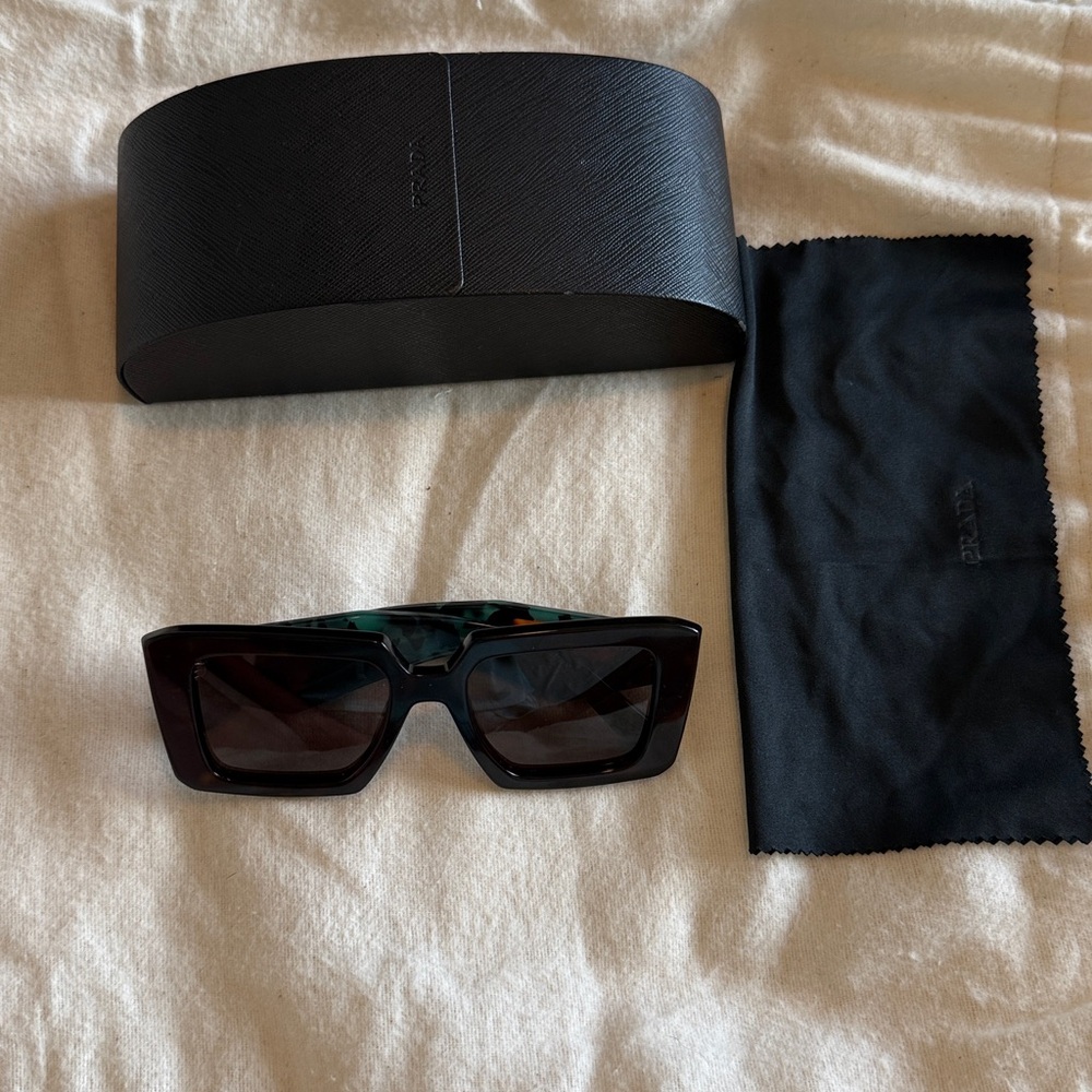 PRADA Sunglasses
